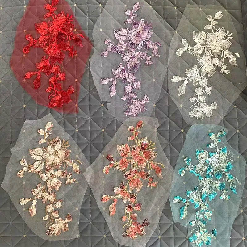 Aplique bordado floral 3D lentejuelas encaje artesanal para vestido - imagen 2