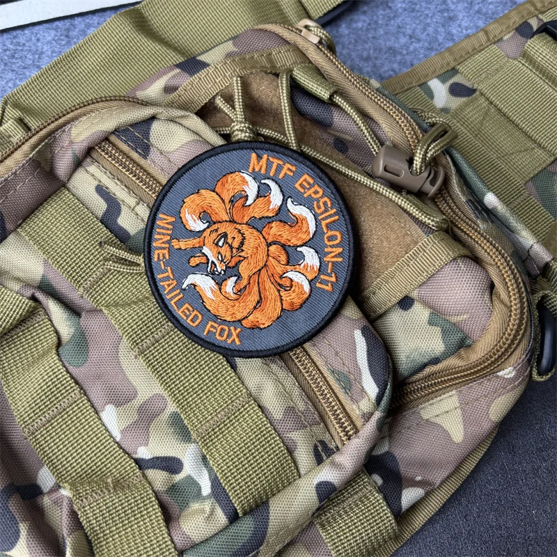 Parche táctico bordado zorro para insignia moral y mochilas - imagen 2