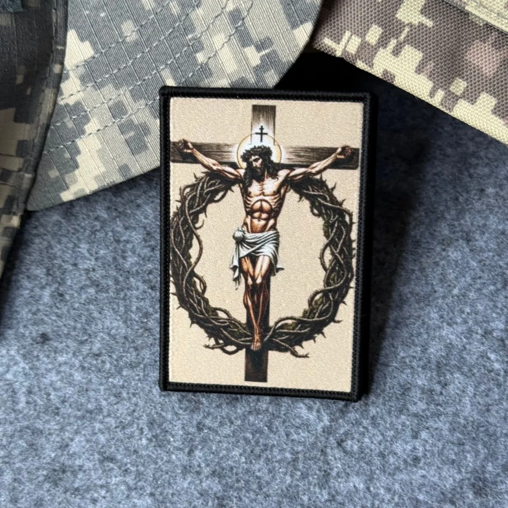 Parche táctico morale Jesús en la cruz con gancho y bucle militar - imagen 2