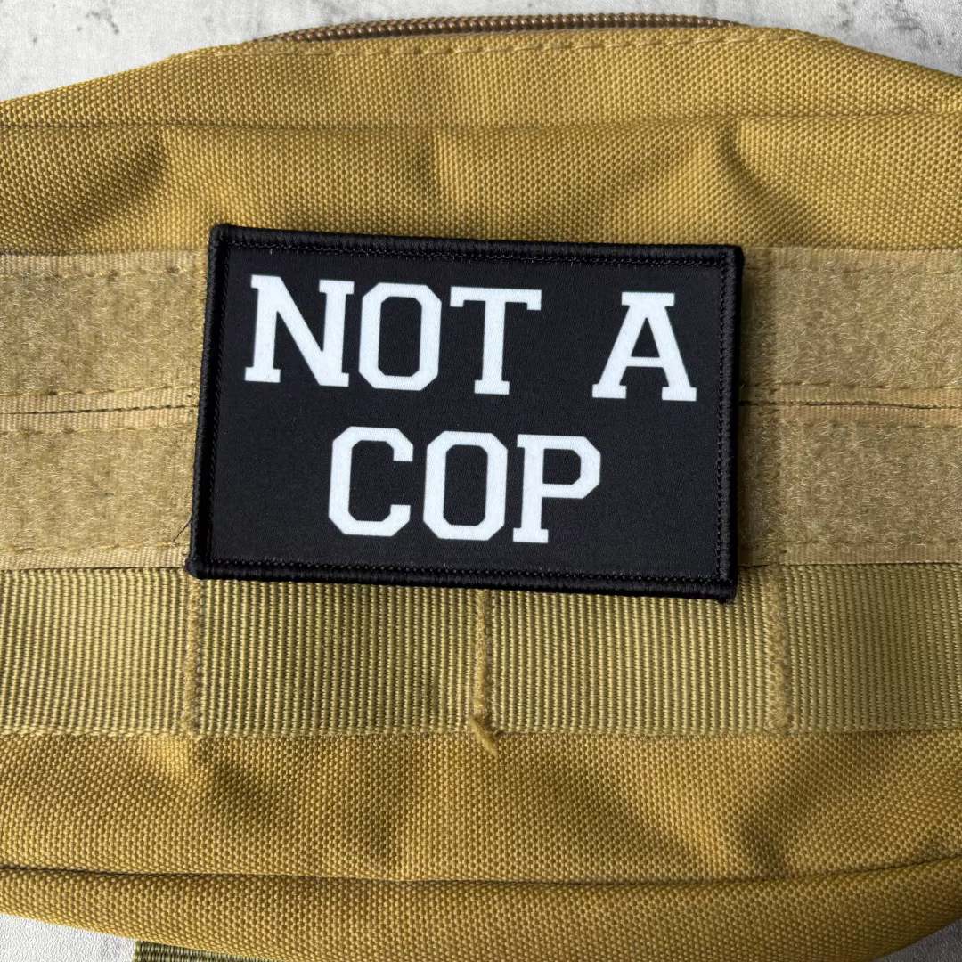 Parche táctico moral No Soy Policía con gancho y bucle - imagen 4