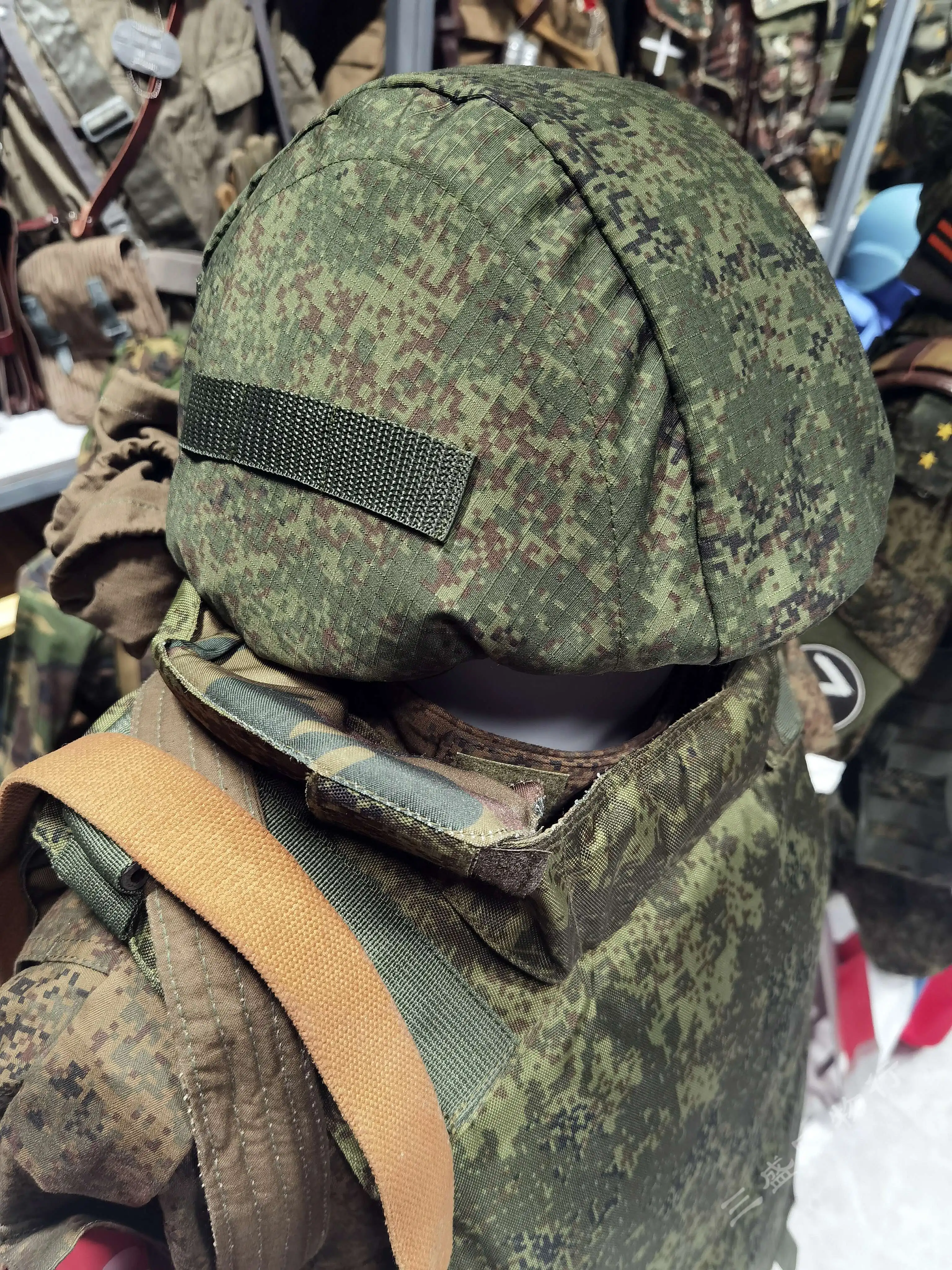 Kolpak cubierta de casco táctica EMR verde en tela camuflaje pequeño - imagen 5
