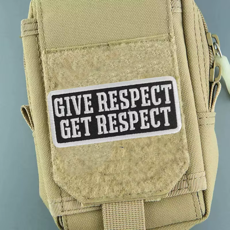 Parche en aplicación sobre mochila