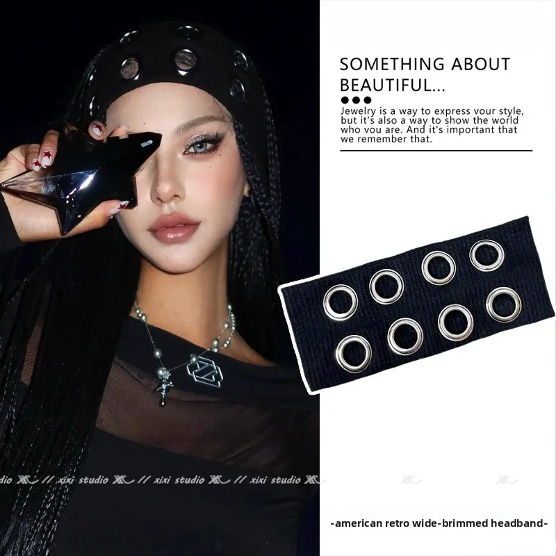 Estilo retro punk coreano con diadema de borde ancho