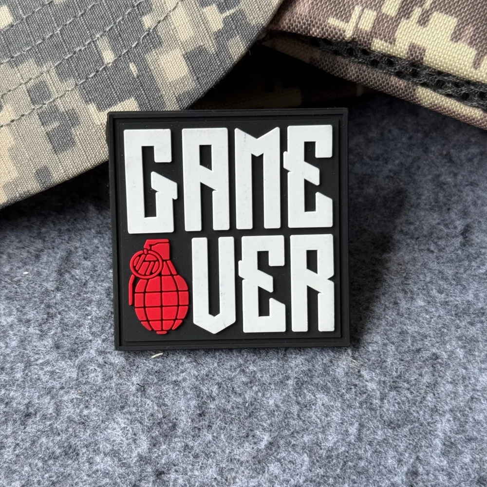 Parche táctico de PVC Game Over con velcro para mochila - imagen 5