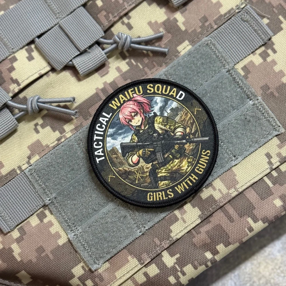 Parches tácticos gancho y bucle estilo anime con armas para ropa - imagen 5