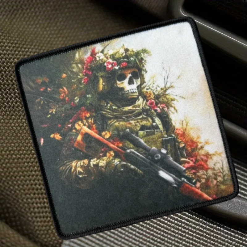 Parche táctico gancho y bucle soldados esqueletos flores bordado - imagen 5