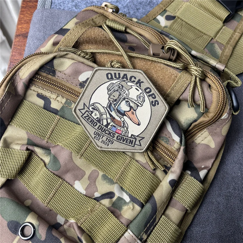 QUACK OPS parche táctico de tela con velcro, insignia moral - imagen 2