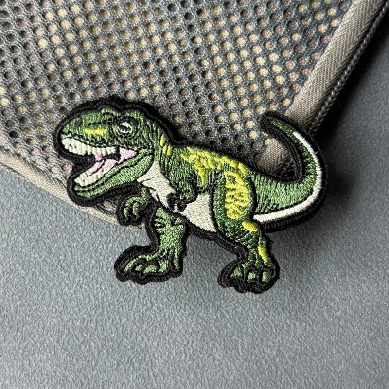 Parche táctico bordado de dinosaurio con velcro para mochila - imagen 4