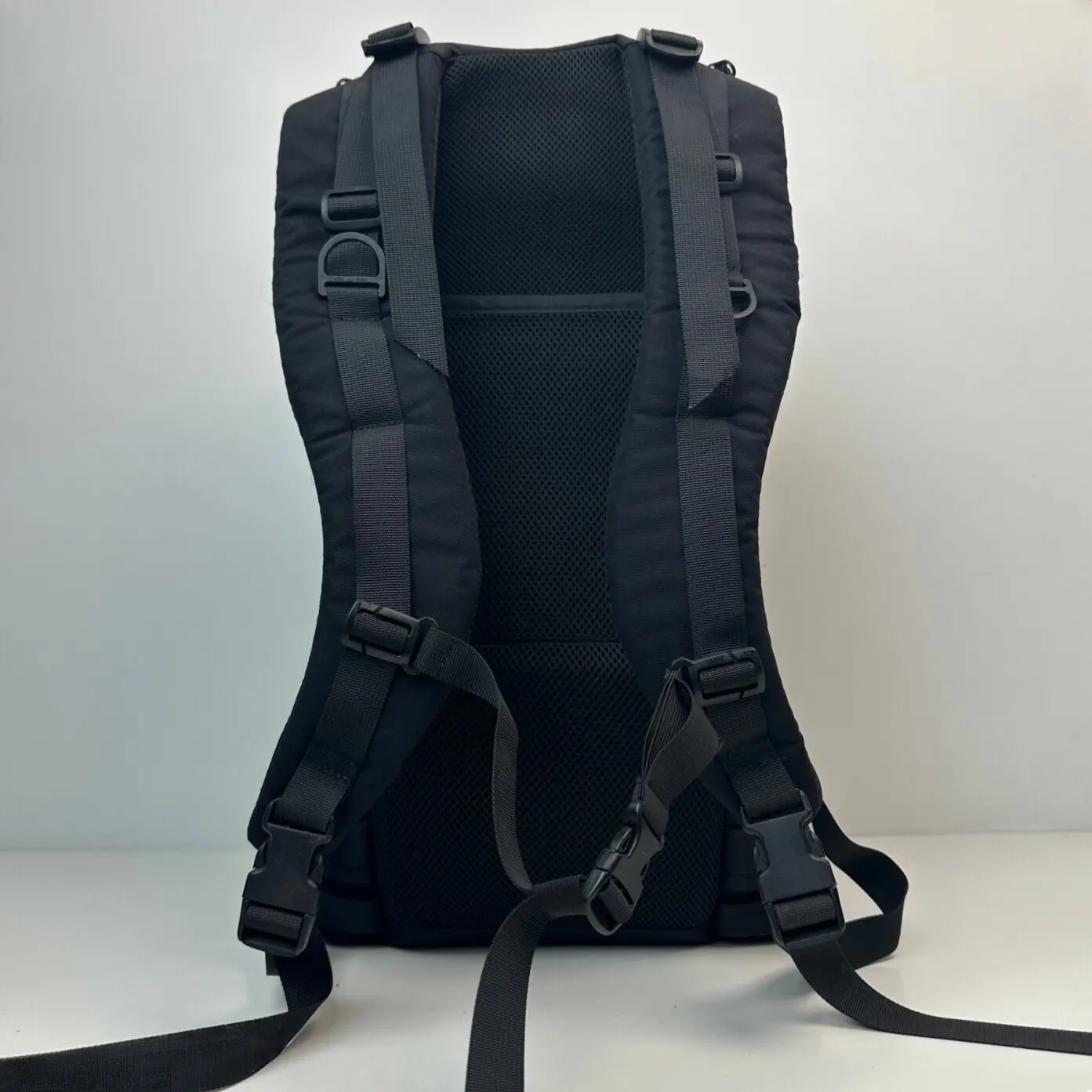 Mochila preparada para exteriores y desplazamientos
