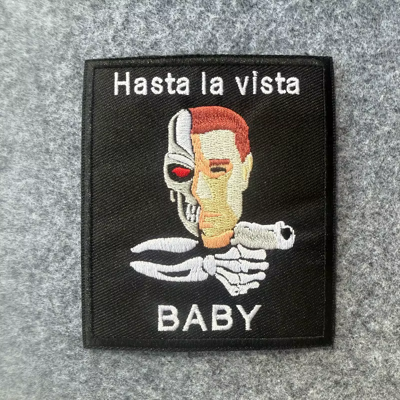 Parche táctico bordado media calavera con velcro chaqueta y mochila - imagen 4