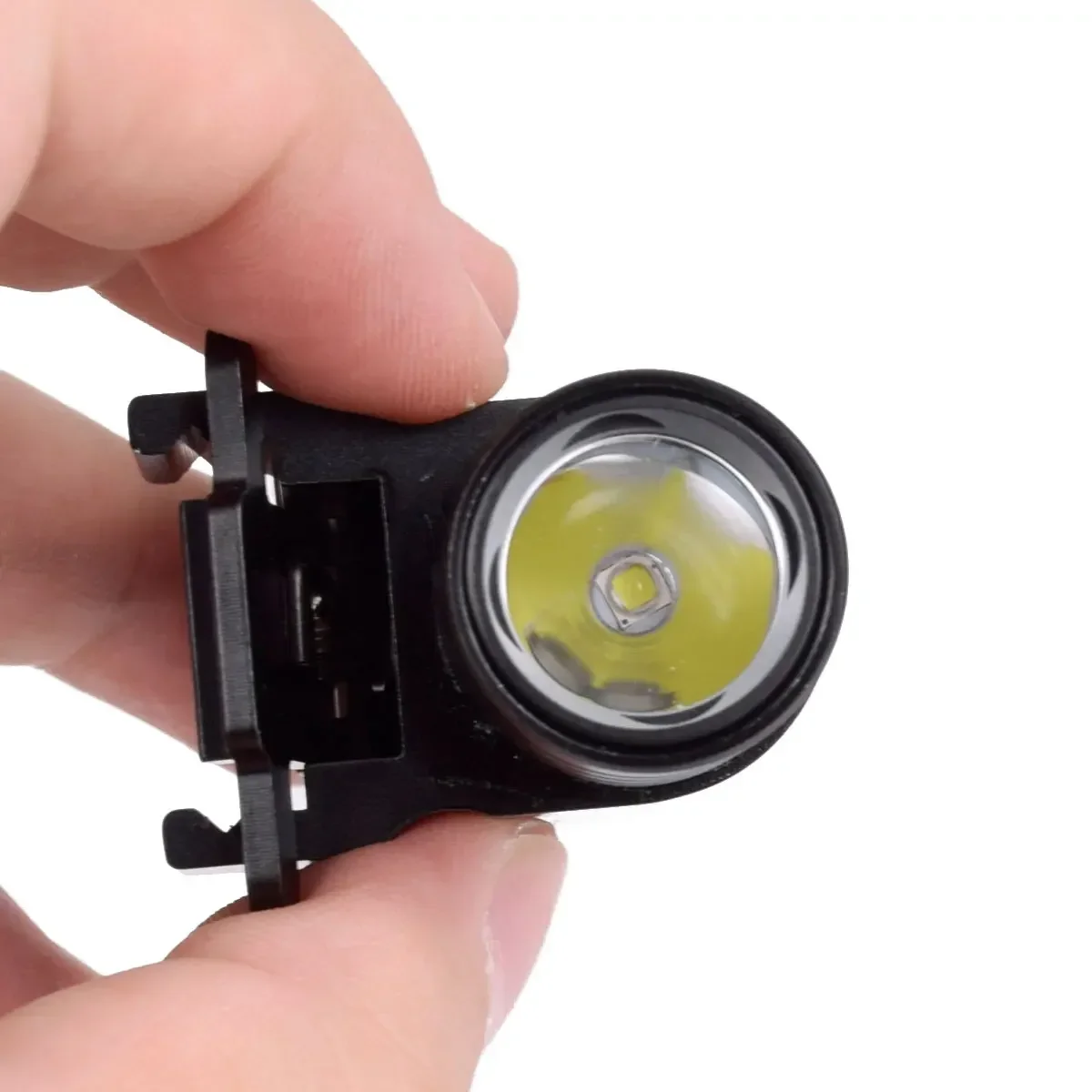 Linterna LED táctica metálica estroboscópica para riel QD Picatinny - imagen 2