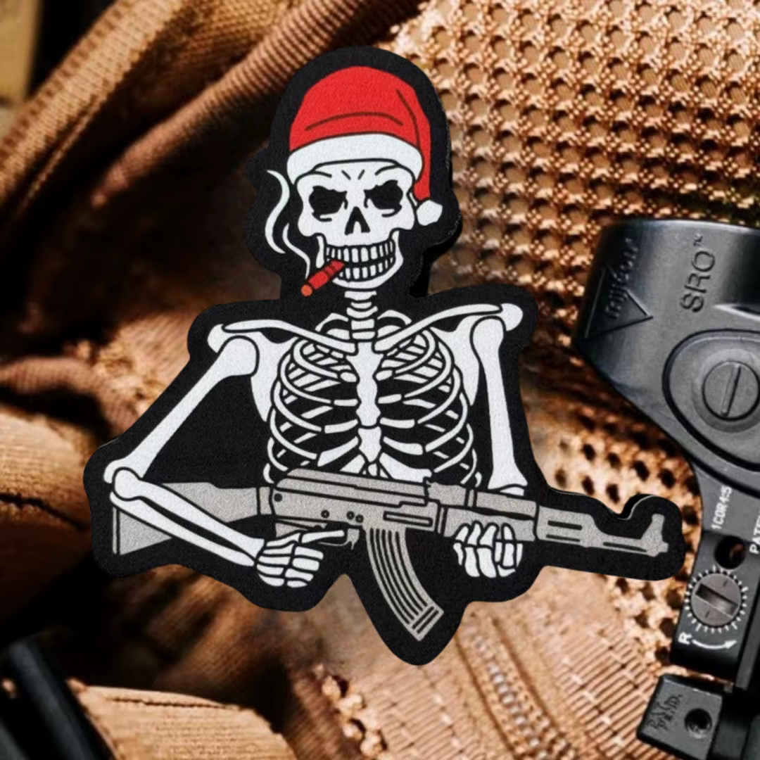 AK Skull parche militar táctico con sombrero navideño moral - imagen 5
