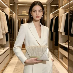 Bolso de hombro táctico estilo clutch elegante moderno
