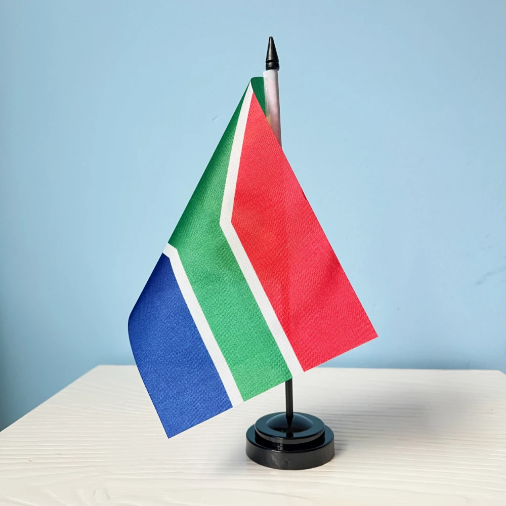 Bandera nacional de Sudáfrica en soporte de mesa 14x21 cm