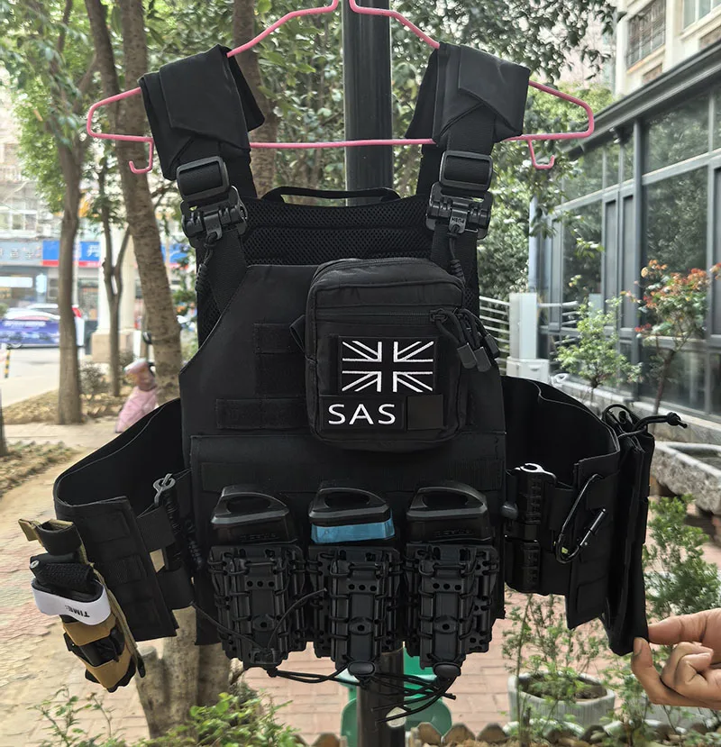 Chaleco táctico antibalas para exteriores con accesorios