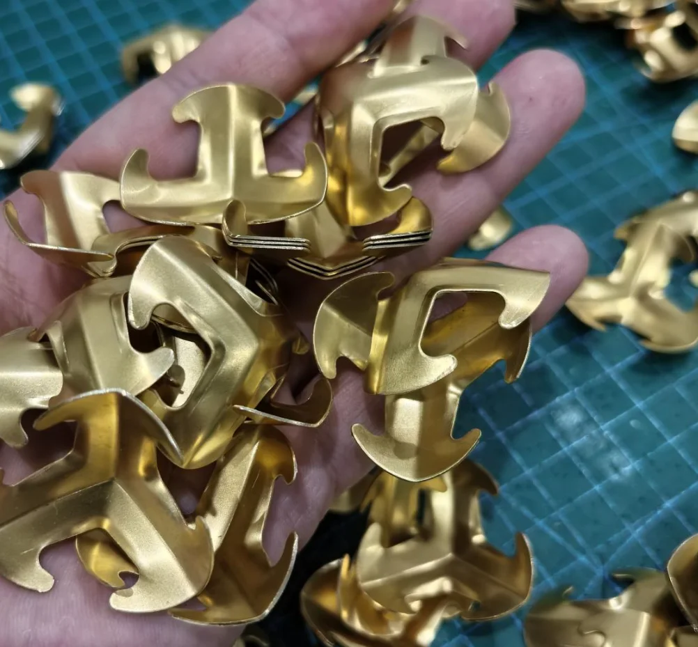 Placa de armadura táctica de hierro para cosplay y manualidades