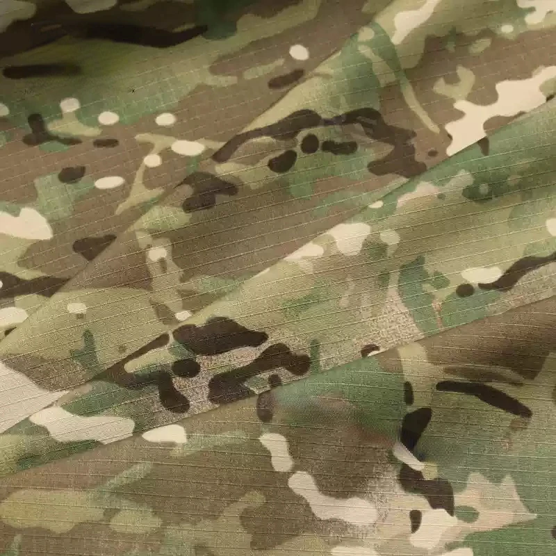 Detalle de las variantes de tela de camuflaje