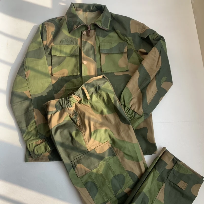 Traje camuflaje Rhodesian con cepillo para entrenamiento exteriores - imagen 3