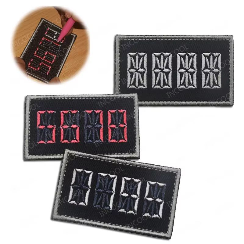 Parche bordado personalizable en blanco para nombre o iniciales
