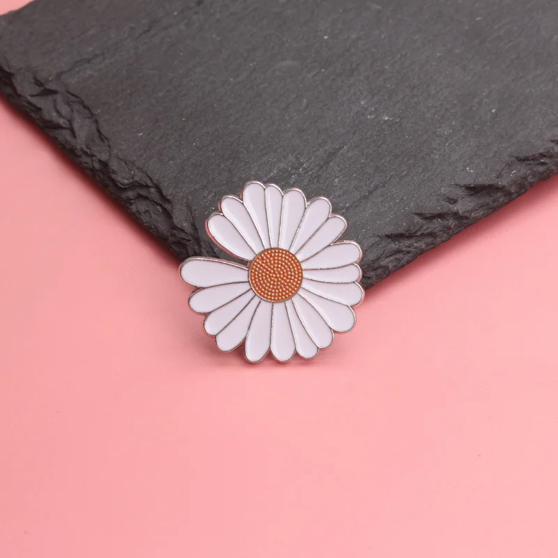Alfiler esmaltado margaritas – Broche floral para vestir - imagen 5