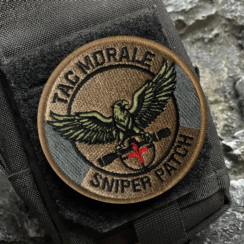 Insignia táctica bordada tipo águila