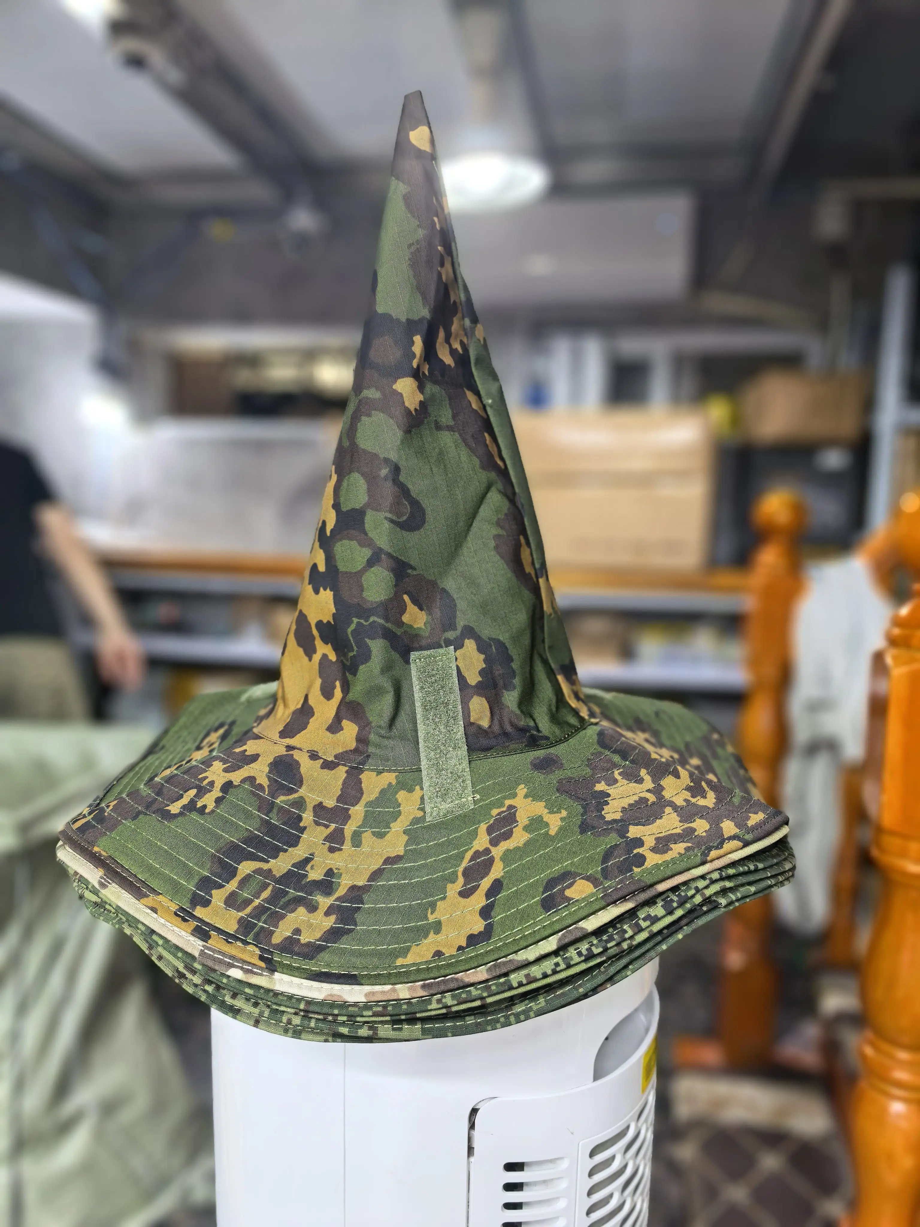 Sombrero de ala ancha con protección solar de punta - imagen 5