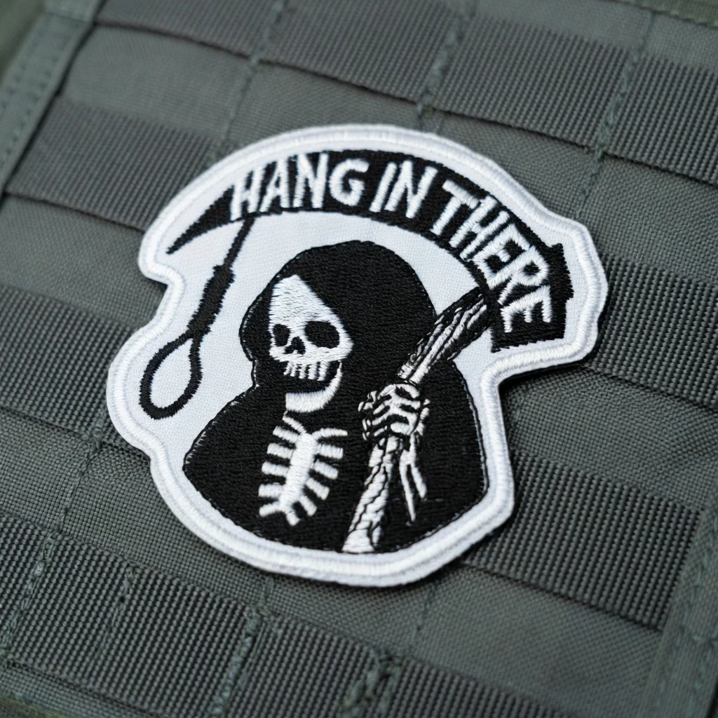 Parche bordado Velcro Cruz de la Muerte para chaquetas y mochilas - imagen 5