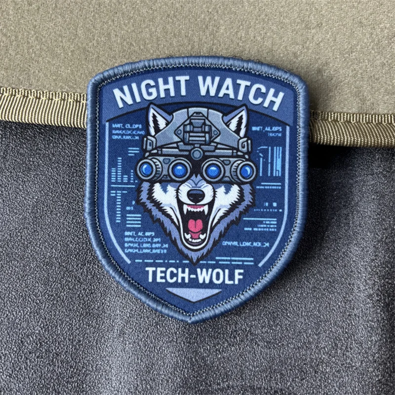 Parche táctico Wolf de visión nocturna con velcro para mochila - imagen 5