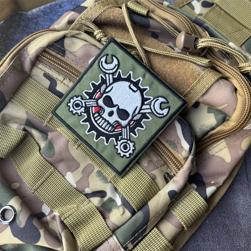 Parche táctico bordado de calavera para ropa