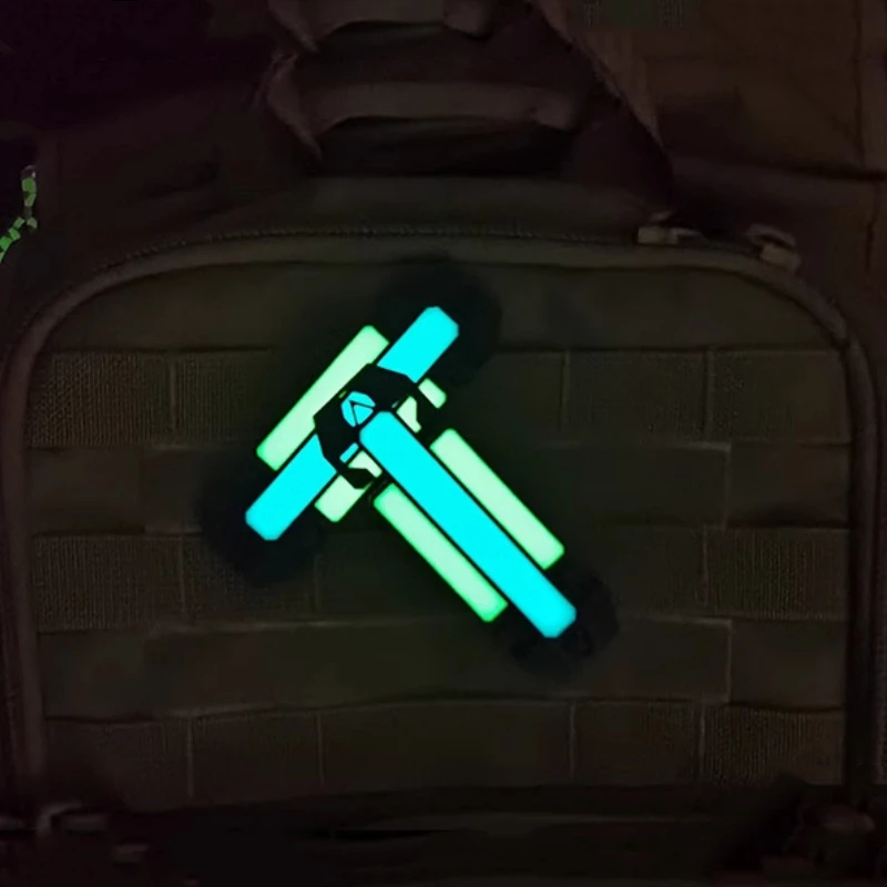 Hebilla Molle luminosa – Clip correas mochila marcadores nocturnos - imagen 3