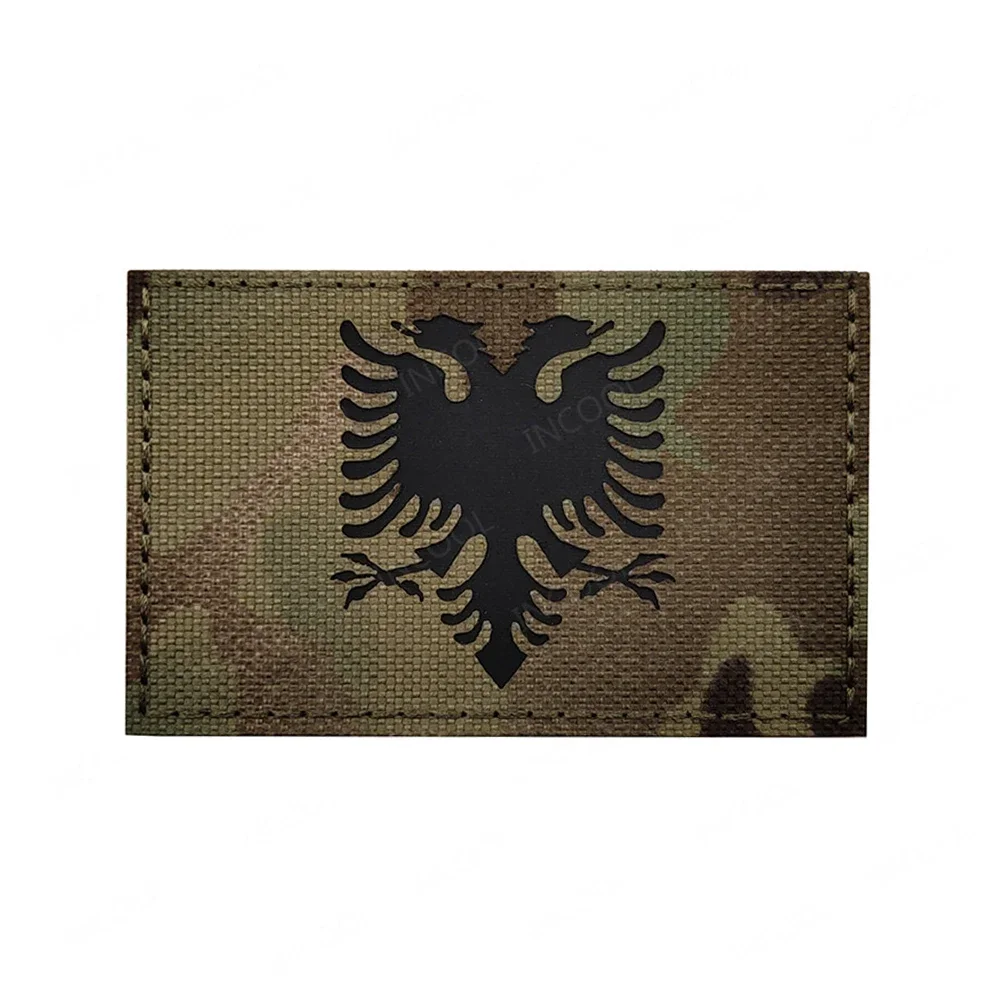 Parche táctico reflectante Albania – PVC para uniforme o equipo - imagen 2