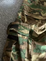 Pantalón táctico de camuflaje con bolsillos múltiples para hombre