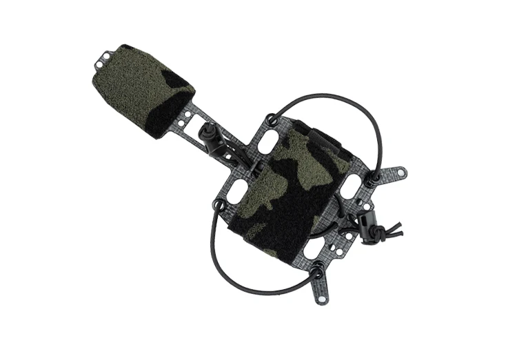 Vista del conjunto completo con el casco