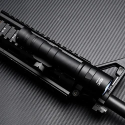 Airsoft SF M300C Mini linterna táctica con soporte Picatinny