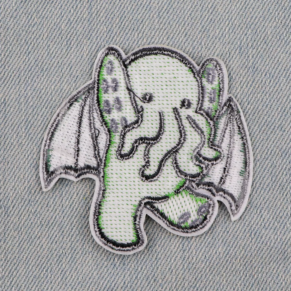 Parche bordado elefante verde – Velcro táctico termoadhesivo - imagen 4
