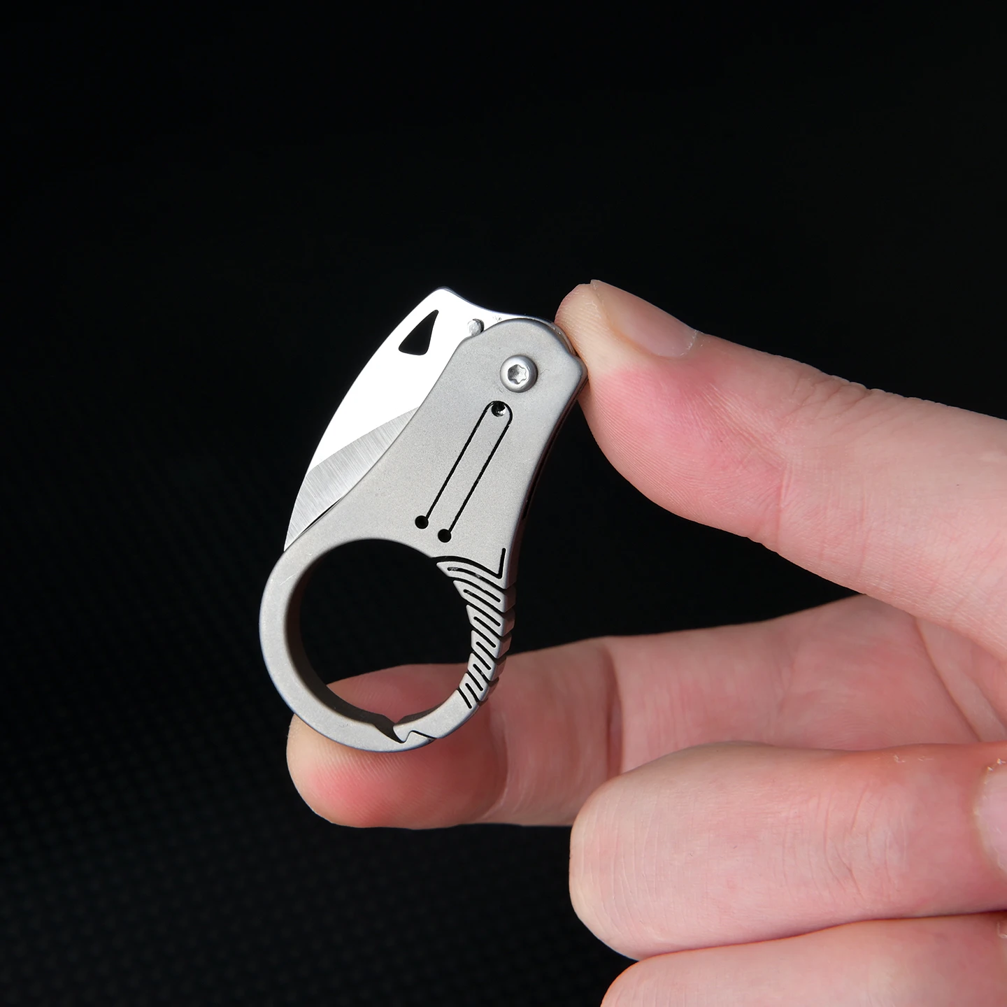 Mini cuchillo EDC de titanio para llavero y abrir paquetes - imagen 3