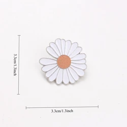 Alfiler esmaltado margaritas – Broche floral para vestir