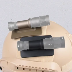 Luz táctica para casco M300 de aluminio, montaje rápido