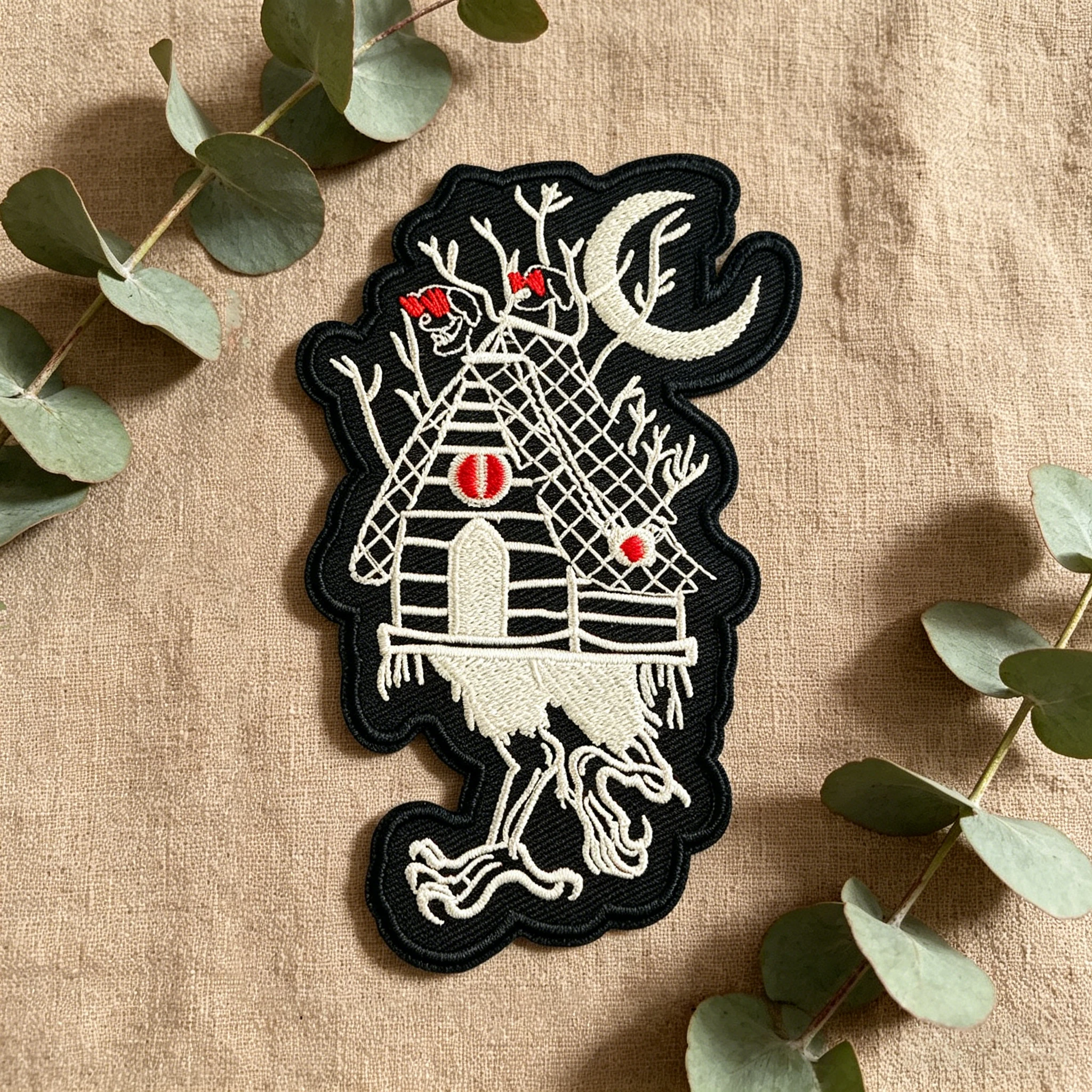 Parche bordado termoadhesivo Baba Yaga folclórico para gorra - imagen 3