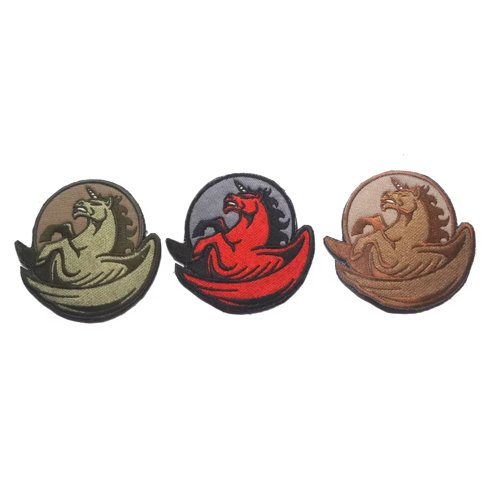 Parche bordado unicornio Pegaso – Brazalete morale velcro - imagen 4