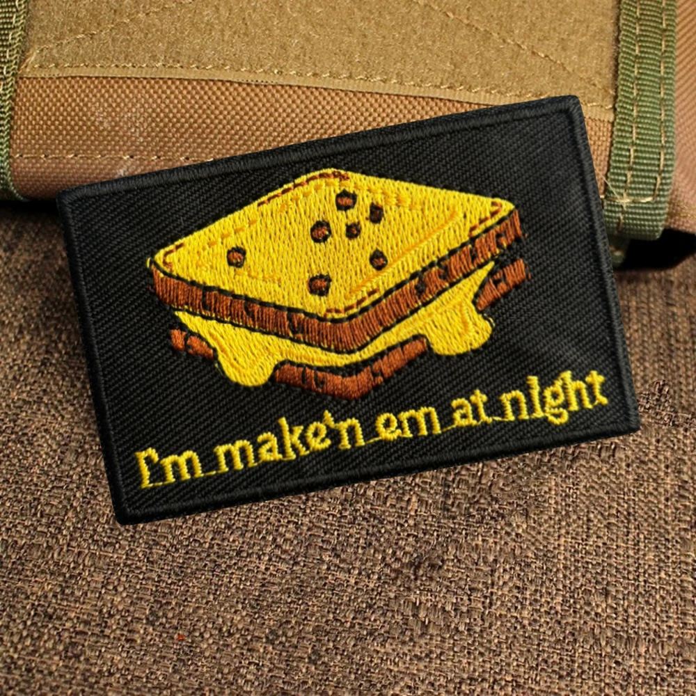 Parche táctico Make'n Em At Nightl – Velcro para mochila - imagen 5