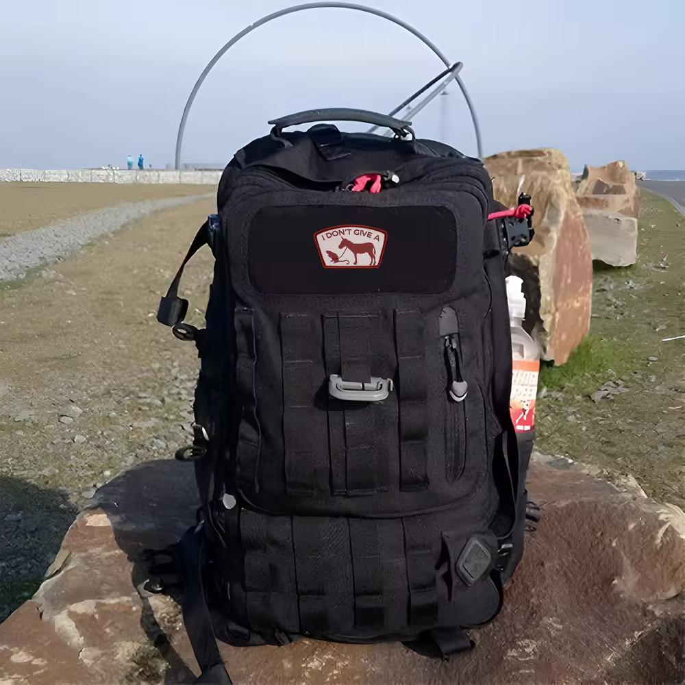 Parche táctico adhesivo con velcro para mochila o chaqueta - imagen 3