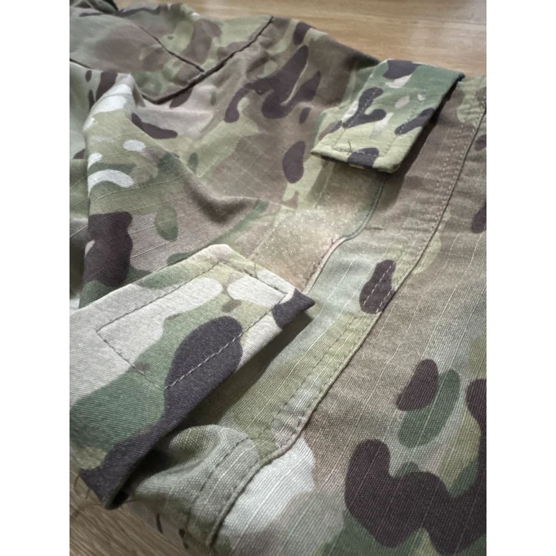 Vista del pantalón y su diseño
