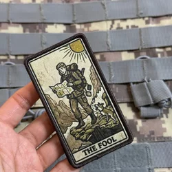 Parche táctico tarot El Tonto adhesivo con gancho para mochila
