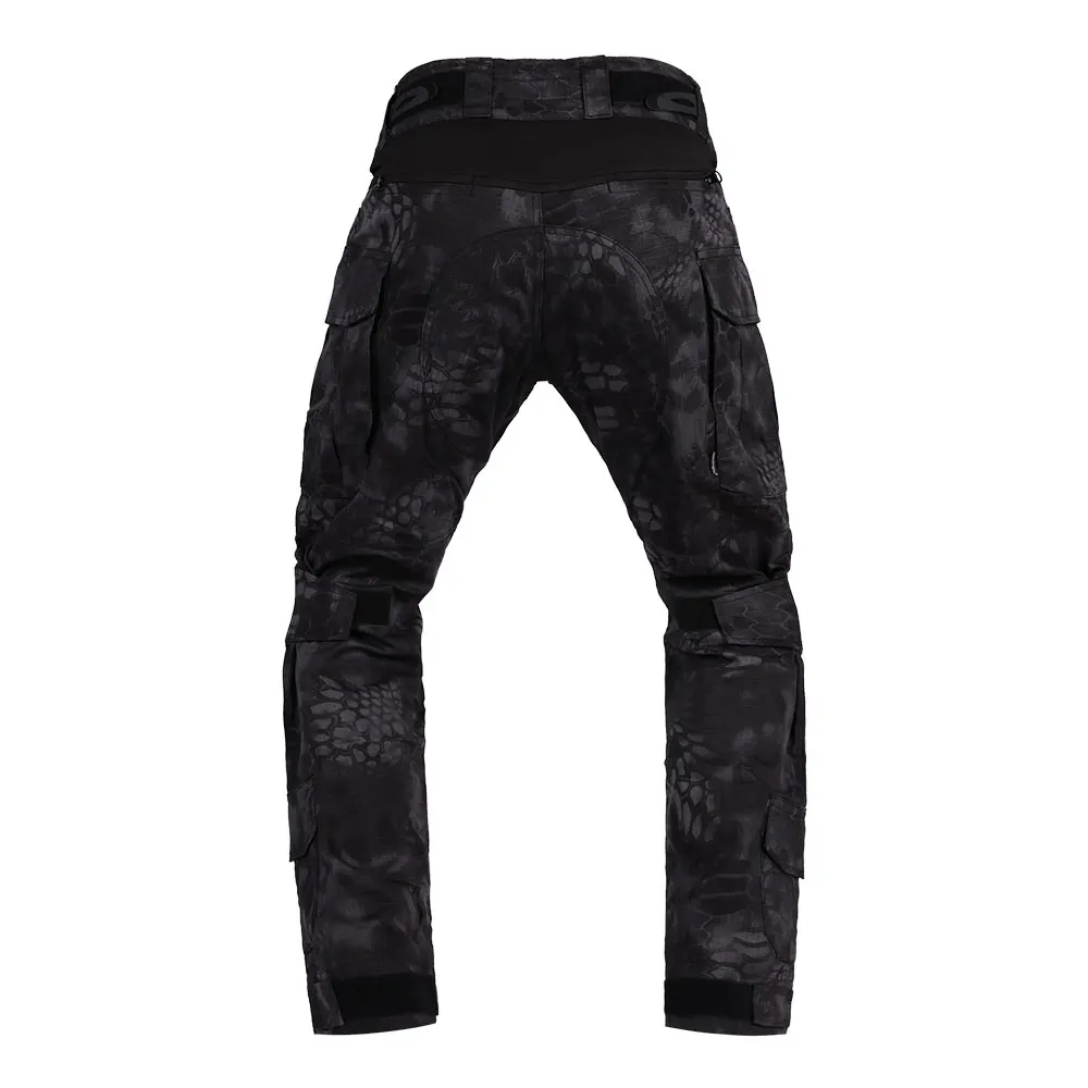 Imagen adicional del pantalón en detalle