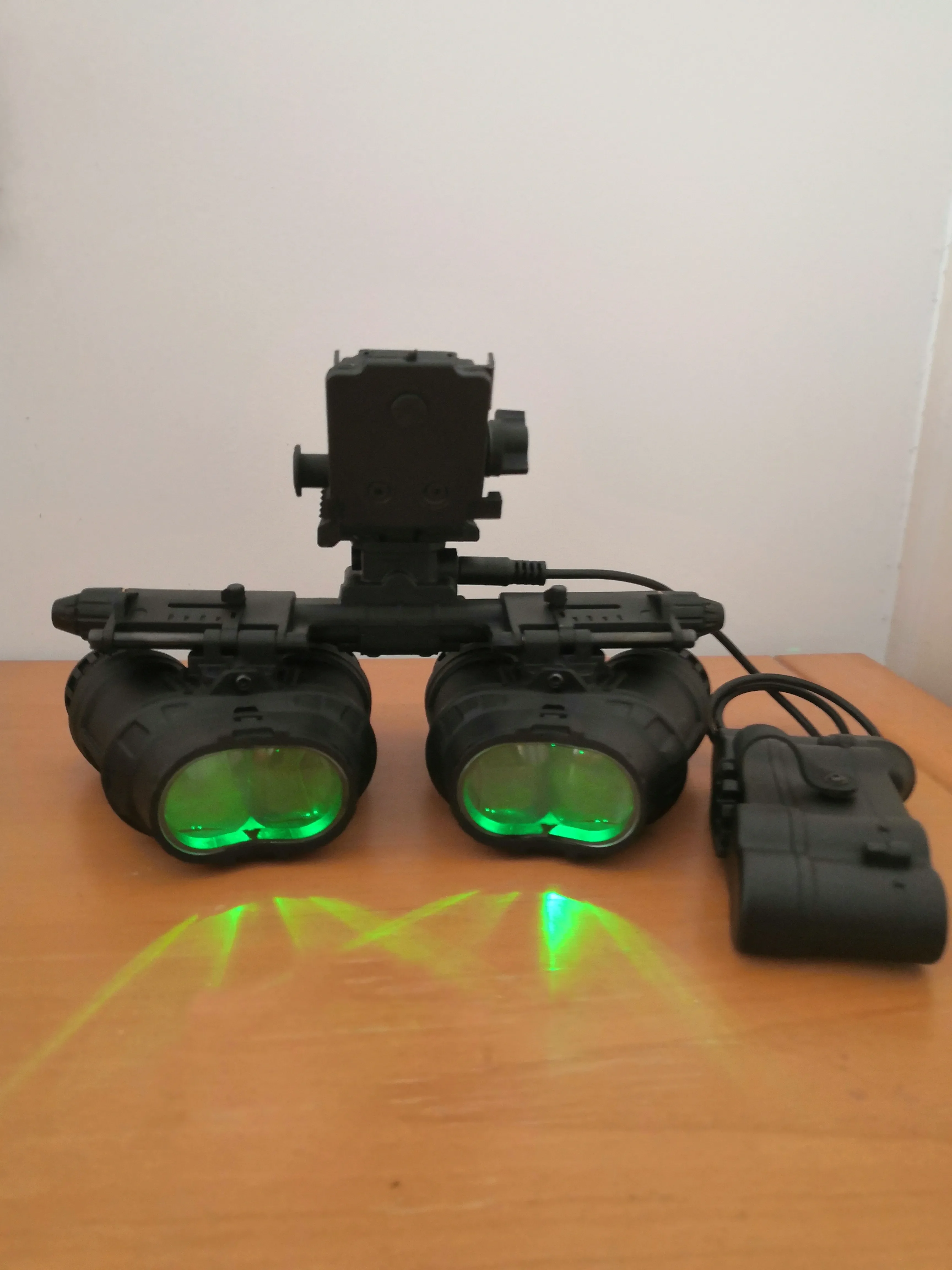 GPNVG18 Visión nocturna para casco táctico con montaje - imagen 4
