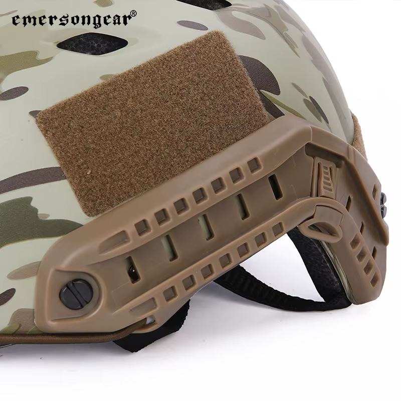 Casco EM8818 en uso durante actividad al aire libre