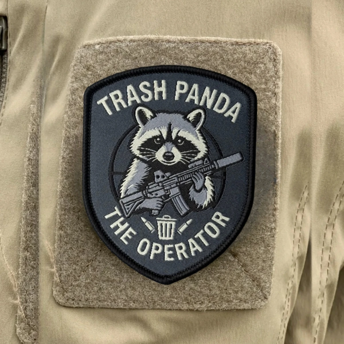 Parche táctico Trash Panda Operator con velcro para MOLLE y mochila - imagen 2