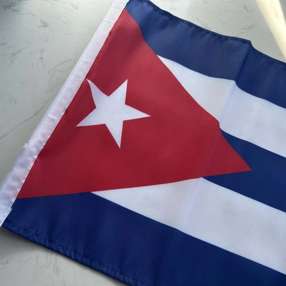 Bandera de Cuba para coche de poliéster, con asta de plástico - imagen 5