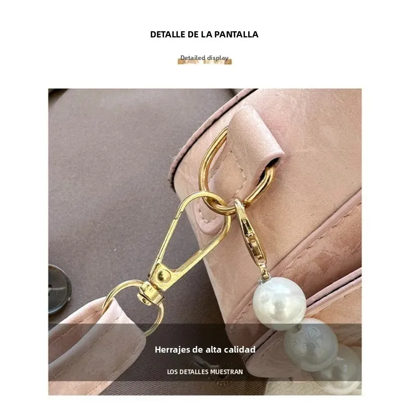 Bolso bandolera tipo concha con perlas, tendencia otoño 2026 - imagen 2
